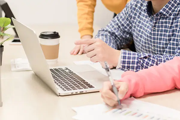 挪威夏季旅游穿搭如何搭配？穿搭实用技巧分享