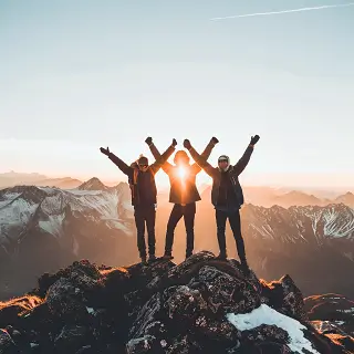 适合秋天旅游的穿搭